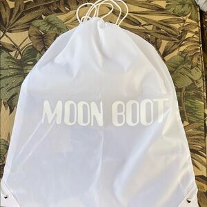 Moon Boot White Logo Drawstring Bag nwot
